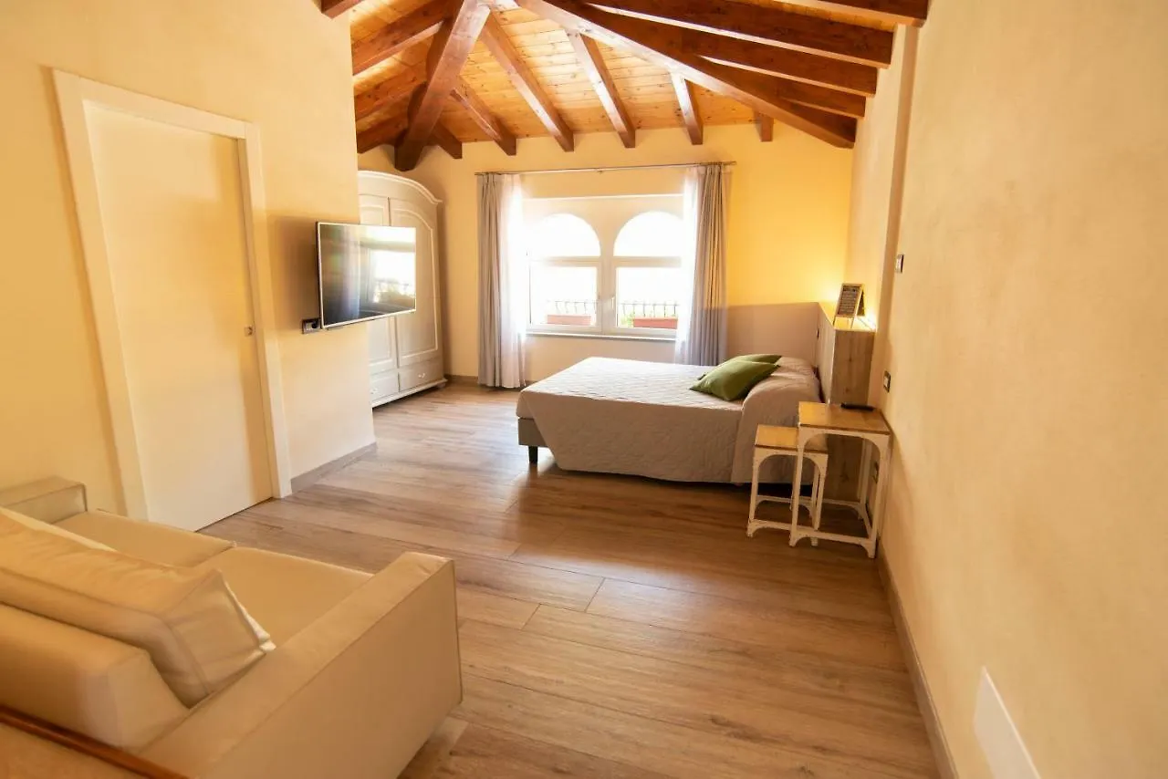 B&B La Torretta Riolunato Bed & Breakfast