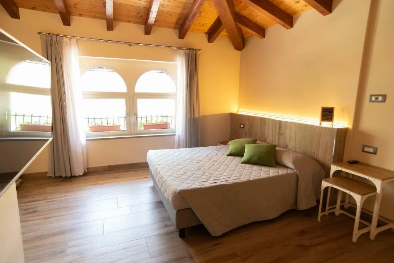 B&B La Torretta Riolunato Bed & Breakfast